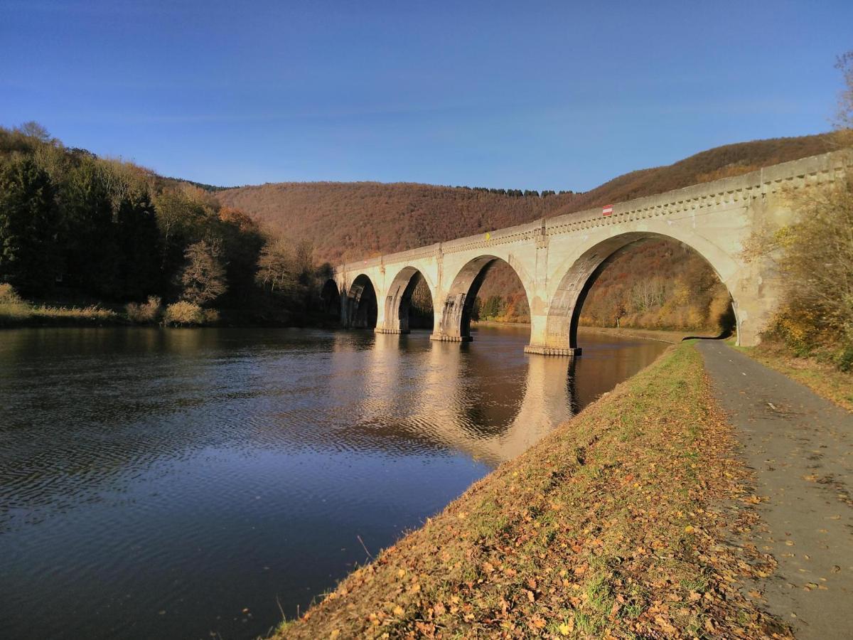 Entre Meuse Et Foret Revin  Exterior photo